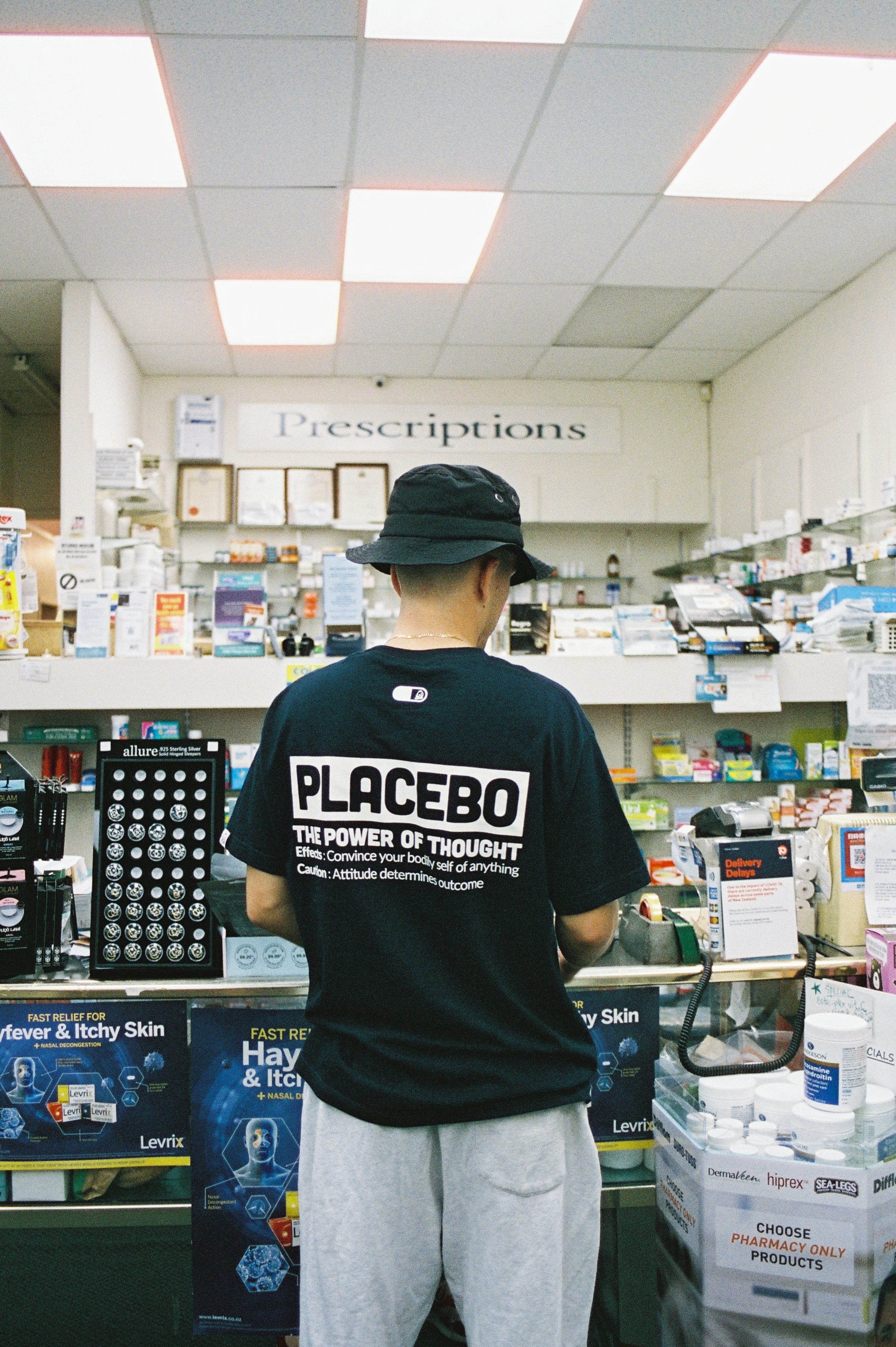 Placebo Tee
